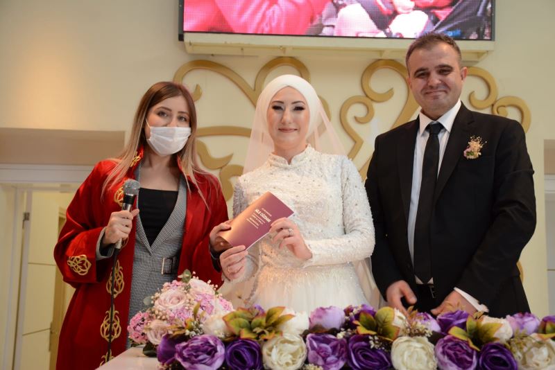 İZMİTLİLERİN EN MUTLU GÜNÜNÜ İZMİT BELEDİYESİ ÖLÜMSÜZLEŞTİRECEK