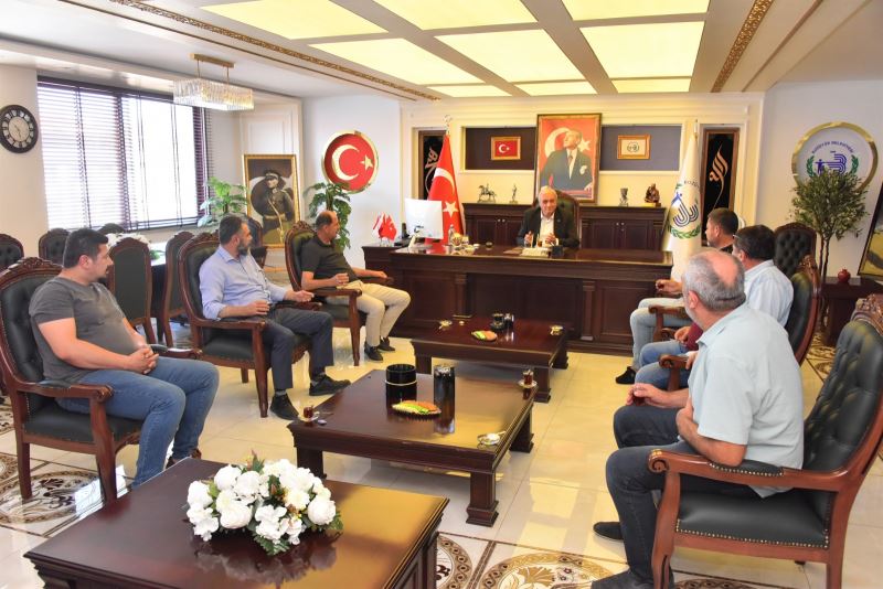 BAŞKAN BAKKALCIOĞLU SERVİSÇİLER İLE BİR ARAYA GELDİ