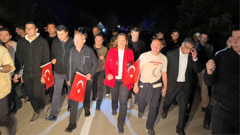 CHP Lideri Kılıçdaroğlu tarihi yürüyüşe katılıyor