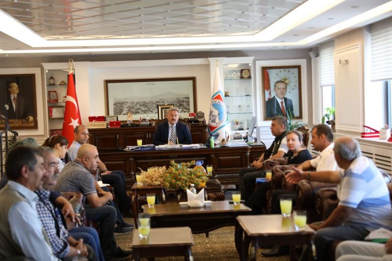 MELİKGAZİ’NİN YERLİ TOHUMLARI ÜRÜNE DÖNÜŞTÜ