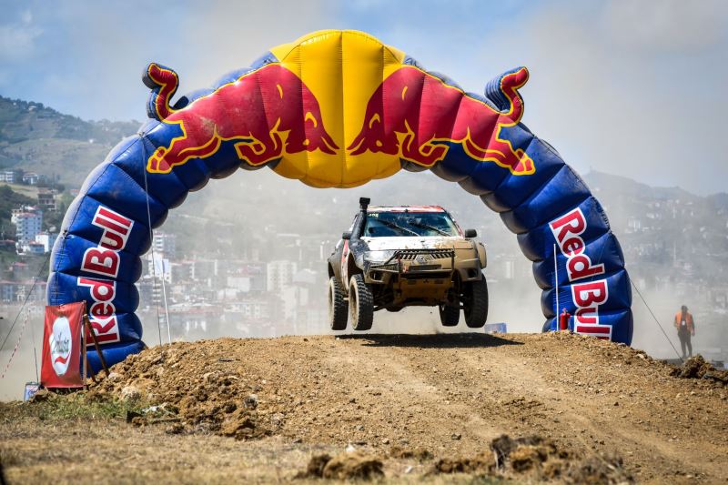OFF-ROAD YARIŞLARI NEFES KESTİ