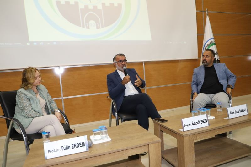 BELEDİYENİN EV SAHİPLİĞİNDE “MARKA ŞEHİR ARDAHAN” PANELİ YAPILDI