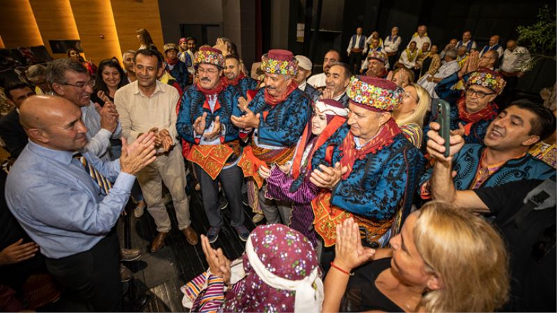 ​İzmirli 100 muhtar Zafer Yolu’nda ilk oyunlarını sahneleyecek