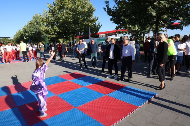 Başkan Büyükkılıç, Binlerce Genç ve Ailesinin Coşkusuna Ortak Oldu
