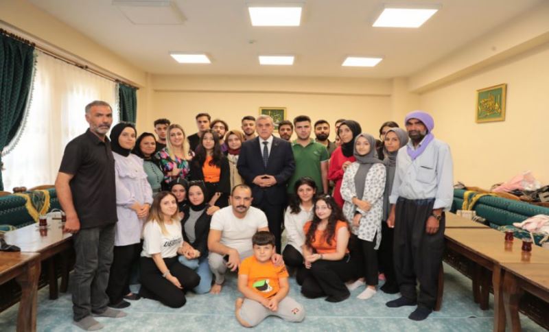 Başkan Beyazgül, ‘’Öğrencilerimizin Umudu Olacağız’’