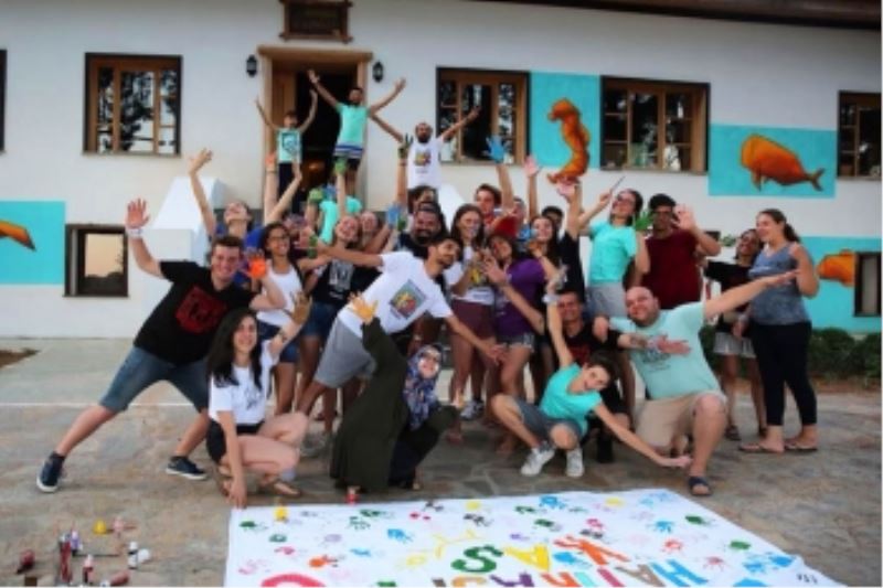 ÖZEL DOSTLUKLAR İÇİN BÜYÜK BULUŞMA