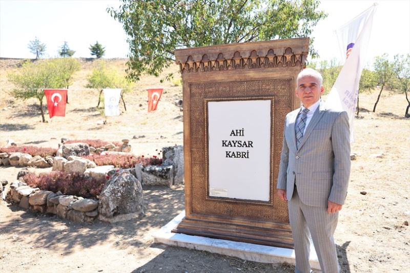 Büyükşehir tarihe ışık tutuyor