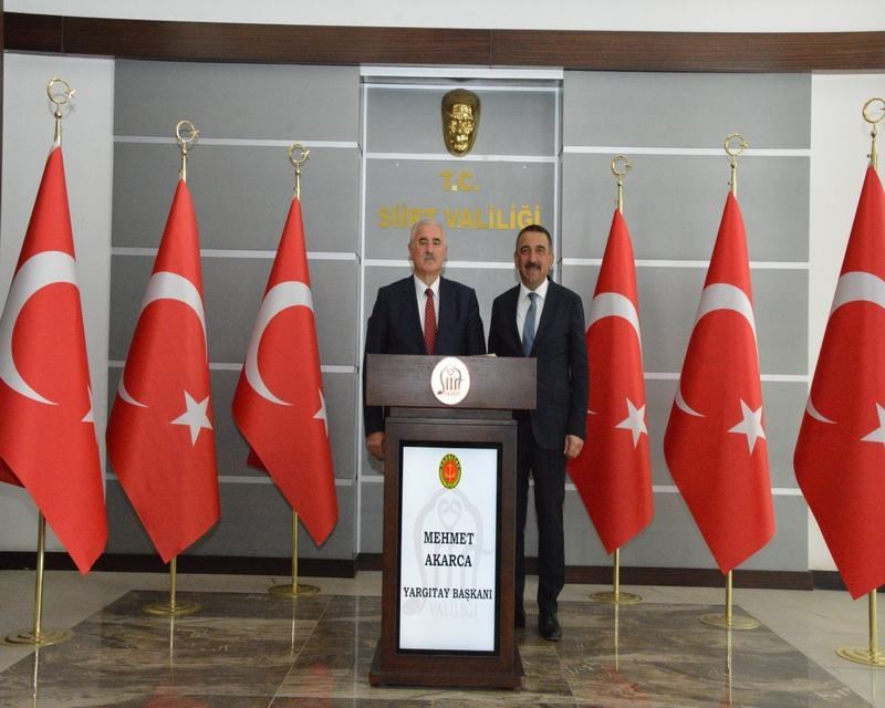 YARGITAY BAŞKANI MEHMET AKARCA VE BERABERİNDEKİ HEYET, VALİ / BELEDİYE BAŞKAN V. HACIBEKTAŞOĞLU’NA NEZAKET ZİYARETİNDE BULUNDU