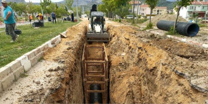 UYDUKENT YAĞMURSUYU ŞEBEKE HATTI  ÇALIŞMALARI DEVAM EDİYOR