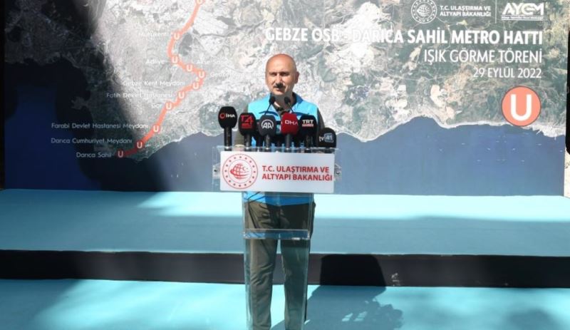 ULAŞTIRMA VE ALTYAPI BAKANI KARAİSMAİLOĞLU: GEBZE OSB-DARICA SAHİL METRO HATTI TÜNELİ IŞIĞA KAVUŞTU