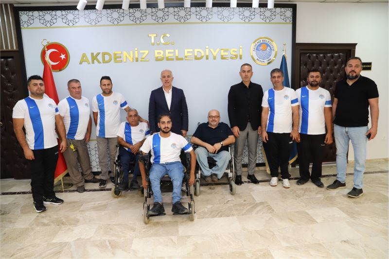 AKDENİZ’İN ENGELSİZ BASKETBOLCULARINDAN İKİNCİ LİGDE BAŞARI SÖZÜ