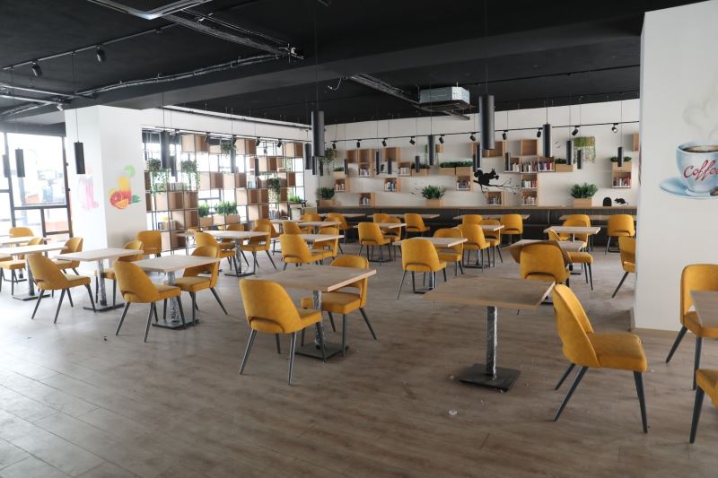 LEYLA ATAKAN ŞEHİR KÜTÜPHANESİ KAPILARINI AÇMAYA HAZIRLANIYOR