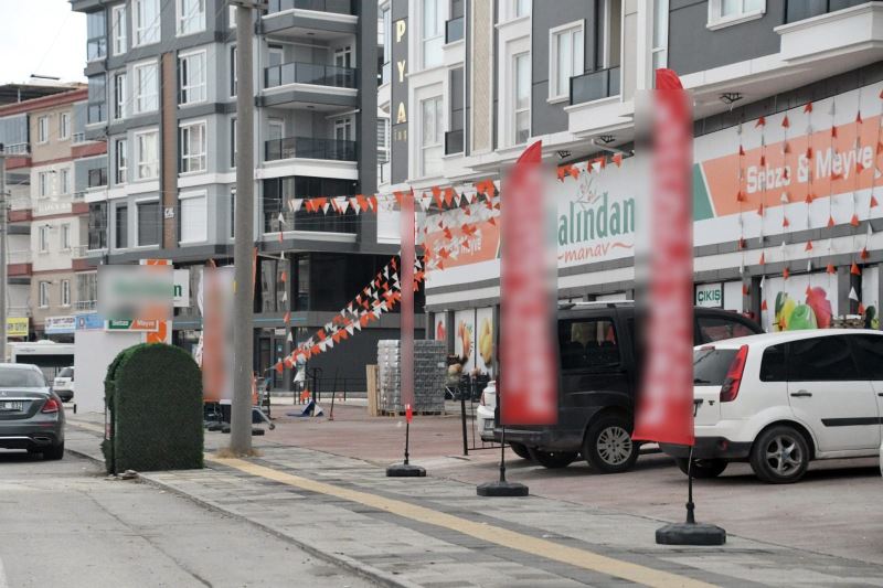 BELEDİYE GELİŞİGÜZEL ASILAN TABELALAR İÇİN UYARDI