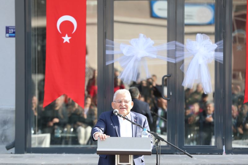 Büyükkılıç, 3,5 Milyon TL’lik Eğitim ve Spor Yatırımının Açılışını Yaptı