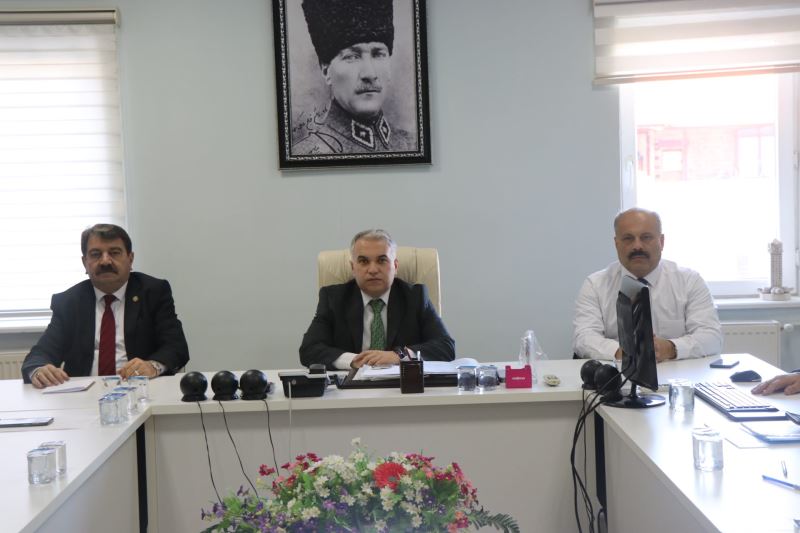 Organize Sanayi Bölgemizin gelişmesi için çalışıyoruz