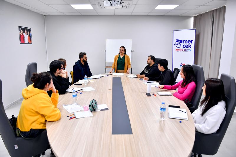 Mercek Eğitim Merkezi’nden Ücretsiz Rusça Kursu