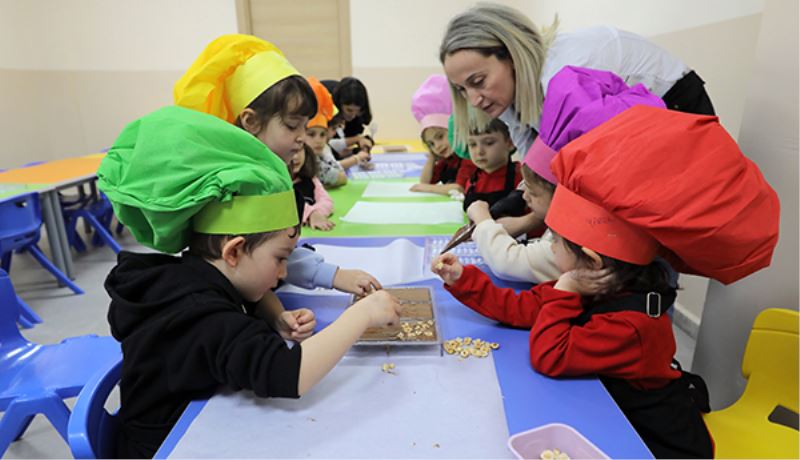 Minik Çikolata Şefleri İşbaşında