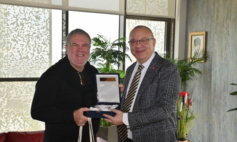 Levent Eriş’ten Başkan Ergün’e Ziyaret