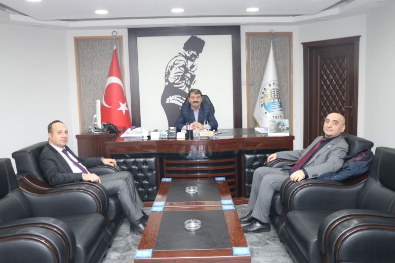 Vakıflar Bölge Müdürü Şentürk, Ulu camide başlayacak restorasyon çalışması için Belediye Başkanımız Nihat Sarı ile görüştü