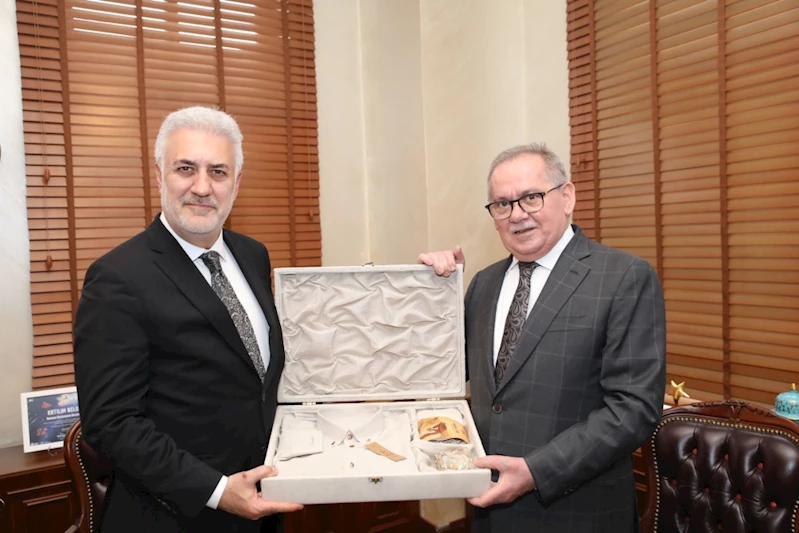 Tamer Karadağlı’dan Başkan Demir’e ziyaret