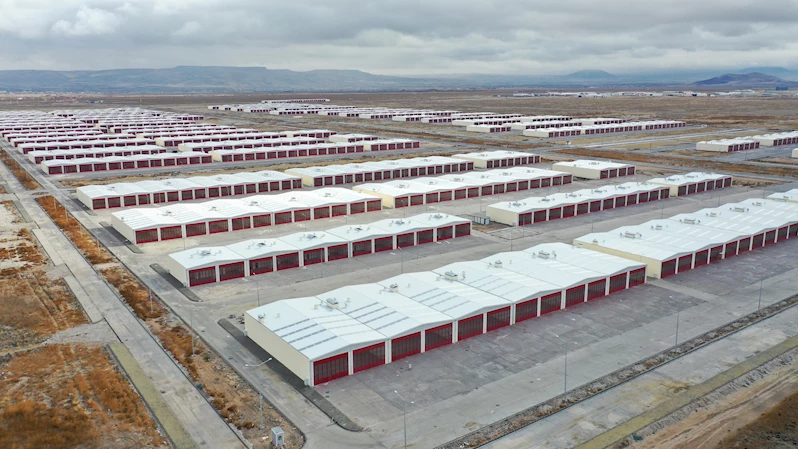 ÇEVRE, ŞEHİRCİLİK VE İKLİM DEĞİŞİKLİĞİ BAKANI MEHMET ÖZHASEKİ AKSARAY YENİ SANAYİ SİTESİ’NDE FAALİYETLERİN BAŞLADIĞINI DUYURDU