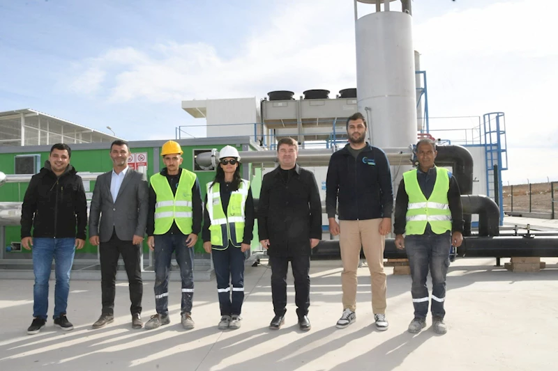 KATI ATIK TESİSİNDE ÇÖPTEN SONRA GÜNEŞ PANELLERİYLE DE ENERJİ ÜRETİLECEK