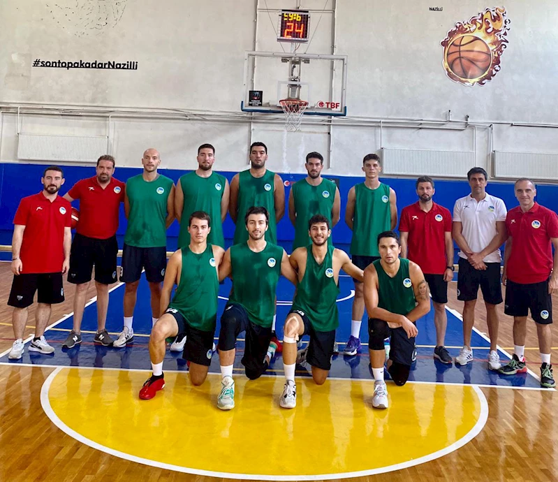 Büyükşehir Basketbol hazırlık turnuvasında kupaya uzandı