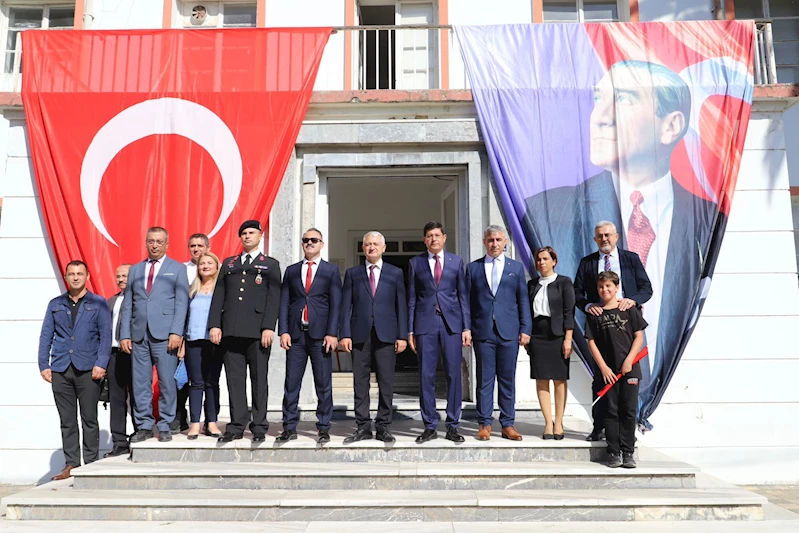 86 YILLIK COŞKU        Nazillililerden Ata’ya yaraşır karşılama