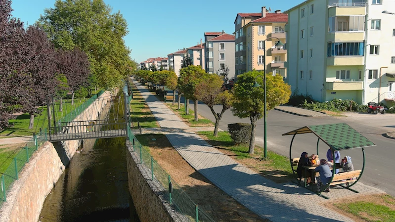 -KANAL BOYUNA YENİ YÜRÜYÜŞ YOLU VE KAMELYALAR
