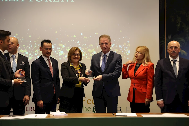 GÜVENİLİR ÜRÜN ZİRVESİNDE TARIM ŞEHRİ GAZİANTEP KONUŞULDU