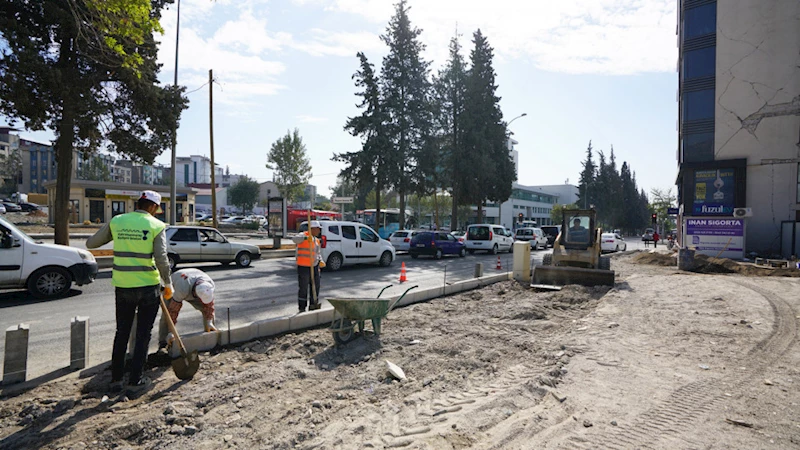 Büyükşehir, Azerbaycan Bulvarı’nda Yenilemelerini Sürdürüyor