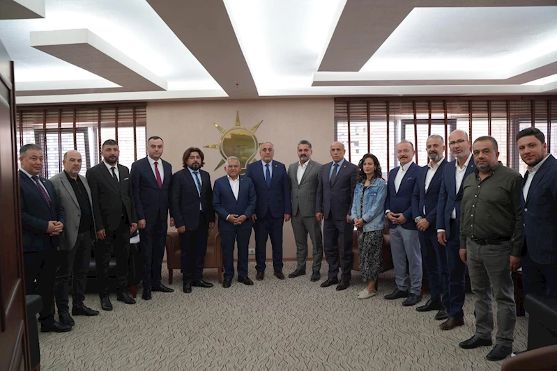 AK Parti’de “Cumhur İttifakı” Buluşması