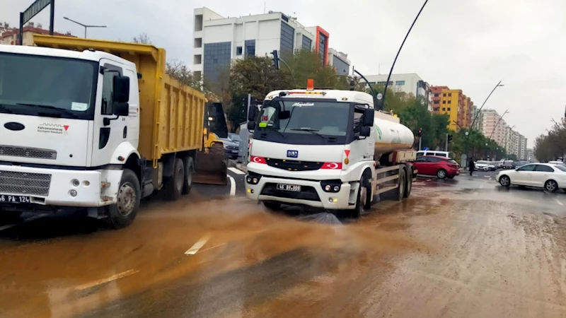 Büyükşehir, Sağanak Yağışlara Karşı Sahada