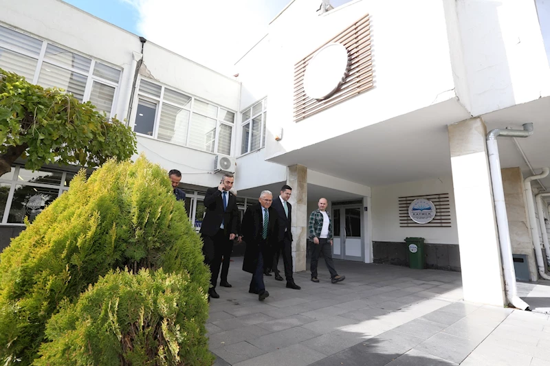 Başkan Büyükkılıç, Öğle Yemeğinde Belediye Personeli ile Buluştu