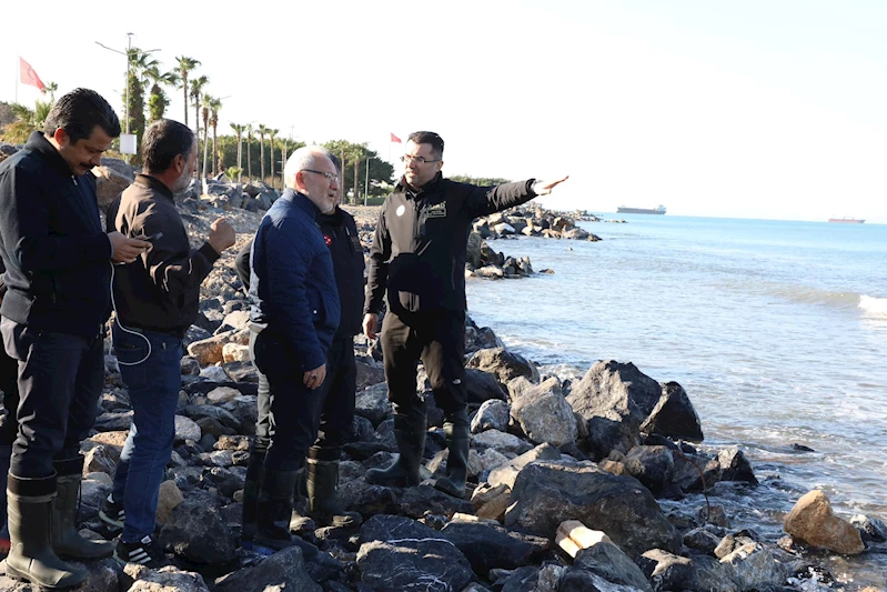 AFAD BAŞKANI MEMİŞ, BAŞKAN TOSYALI İLE BİRLİKTE İSKENDERUN’DA İNCELEMELERDE BULUNDU