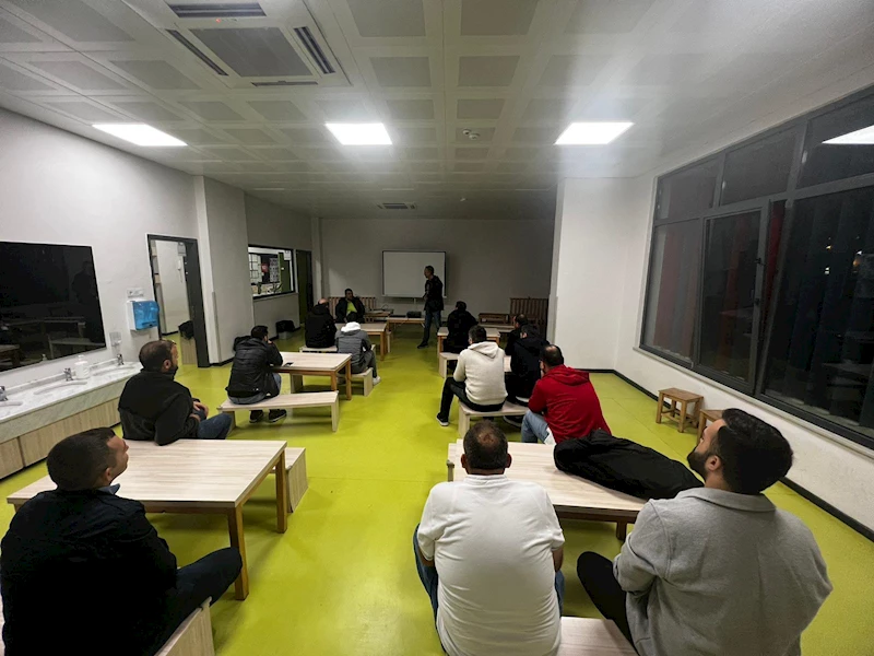 İZMİT BELEDİYESİ VE AÇEV ORTAKLIĞINDA  BABA DESTEK PROGRAMI TANITIM TOPLANTISI YAPILDI