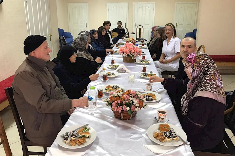 Yaşlılarımıza Moral Günü Etkinliği Düzenlendi