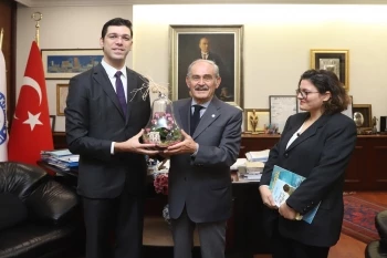 BÜYÜKERŞEN’İ DUYGULANDIRAN ZİYARET