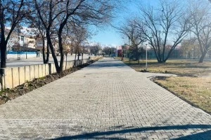 Ülkü Spor Kompleksinde sert zemin ve oyun parkı yenileme çalışması yapıldı