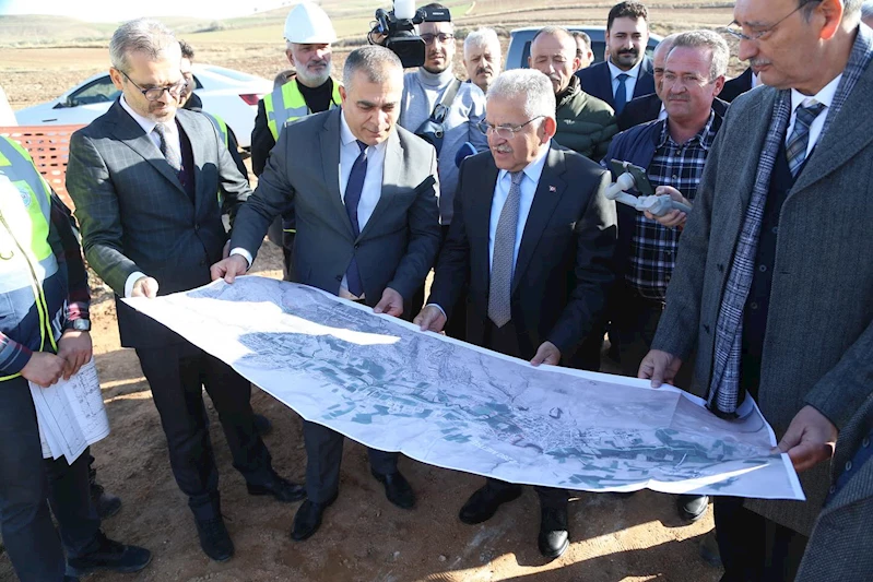 Başkan Büyükkılıç, Felahiye’de 41 Milyon TL’lik Yatırımı İnceledi