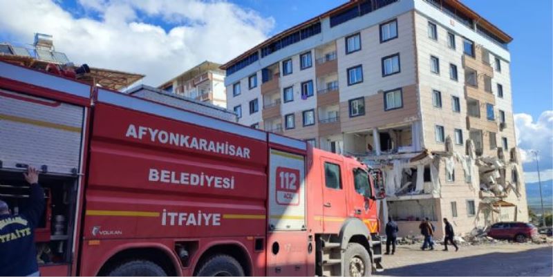 1 YAŞINDAKİ SİMRA NUR BEBEK İTFAİYE EKİPLERİMİZCE KURTARILDI