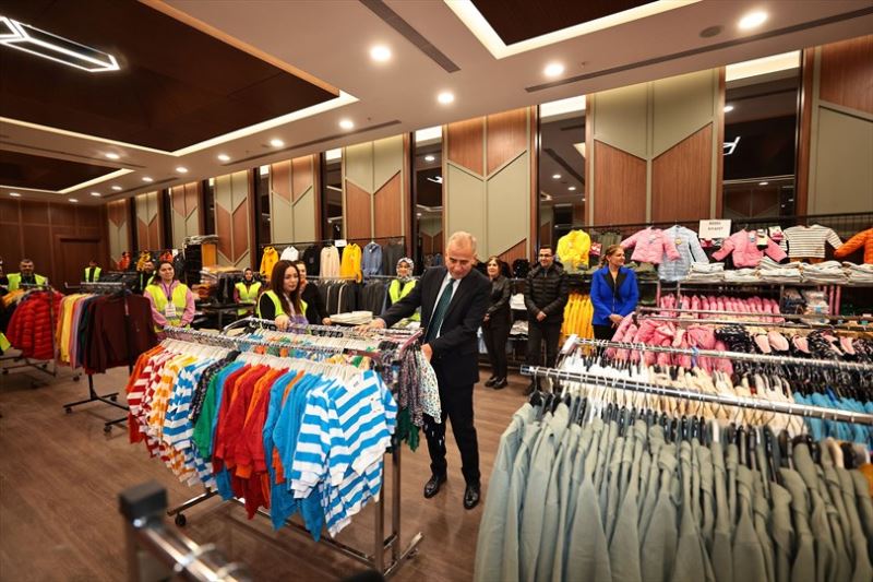 Büyükşehir, Denizli ve Hatay’da depremin yaralarını sarıyor
