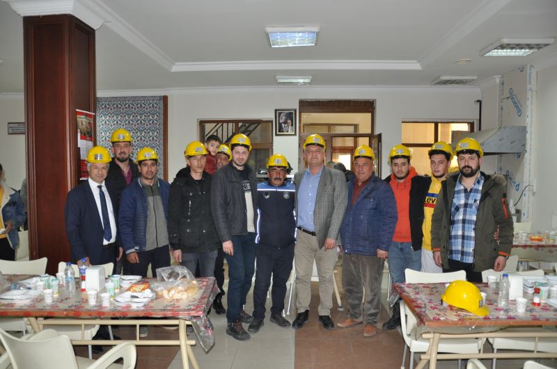 BAŞKAN ZORLU’DAN DEPREMDE GÖREV YAPANLARA TEŞEKKÜR