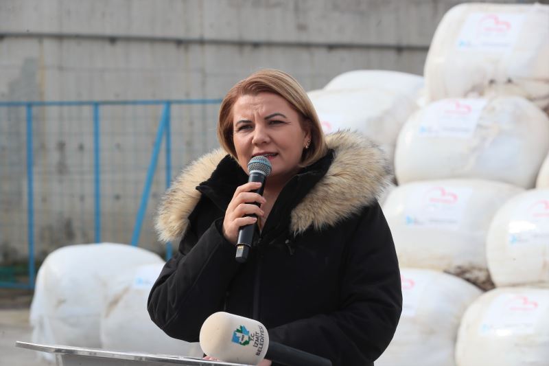 İZMİTLİ ÇİFTÇİLER DAYANIŞMANIN EN GÜZEL ÖRNEĞİNİ SERGİLEDİ