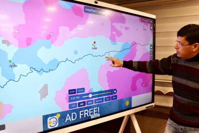 Başkan Özcan kurmaylarını kriz masasında topladı