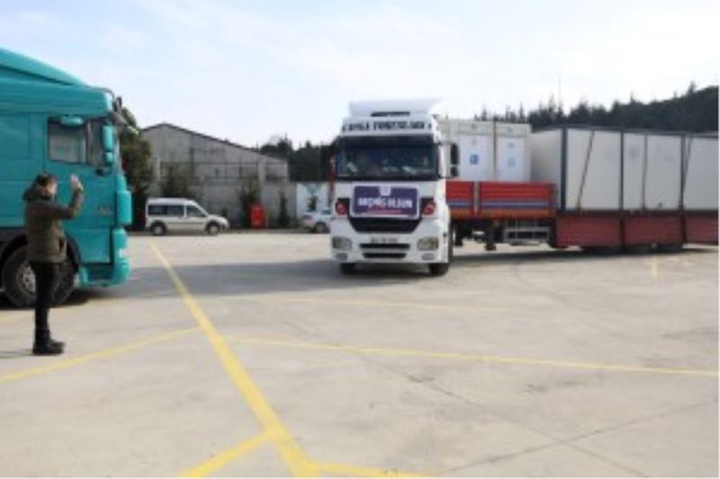 KONTEYNER EVLER VE MOBİL TUVALETLER AFET BÖLGESİNE GÖNDERİLDİ