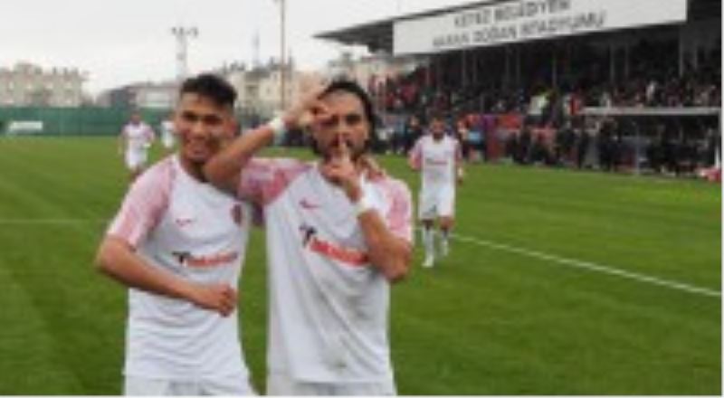 Kepez’in gol kralından Trezeguet’e gönderme