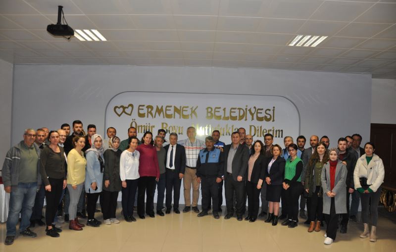 BAŞKAN ZORLU PERSONELİ İLE VEDALAŞTI