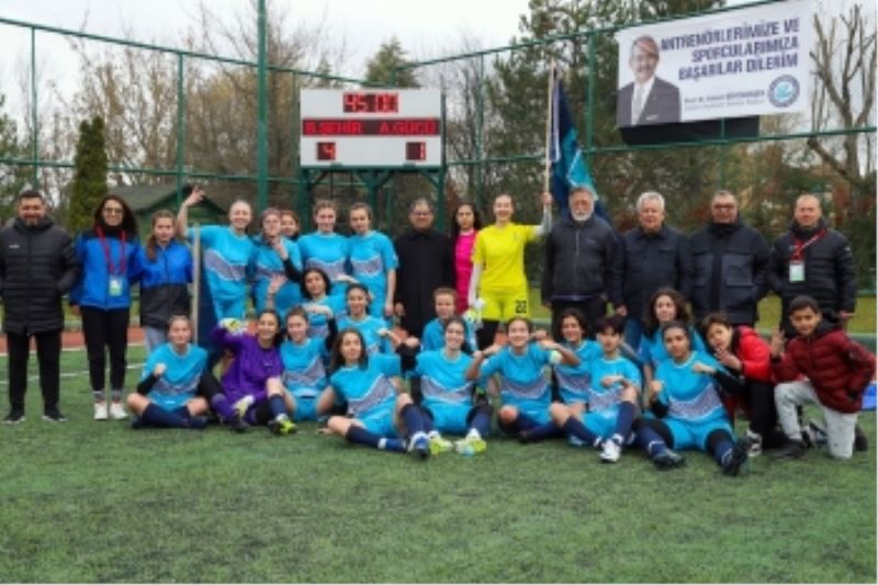 KADINLAR LİGİNDE FIRTINA GİBİ BAŞLANGIÇ