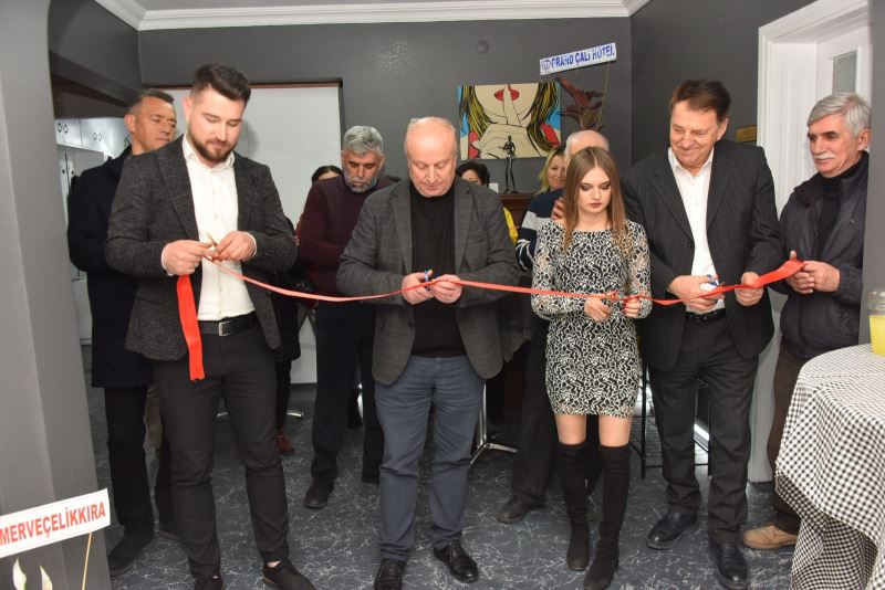 BELEDİYE BAŞKAN YARDIMCISI MAHMUT FINDIK İŞYERİ AÇILIŞINA KATILDI